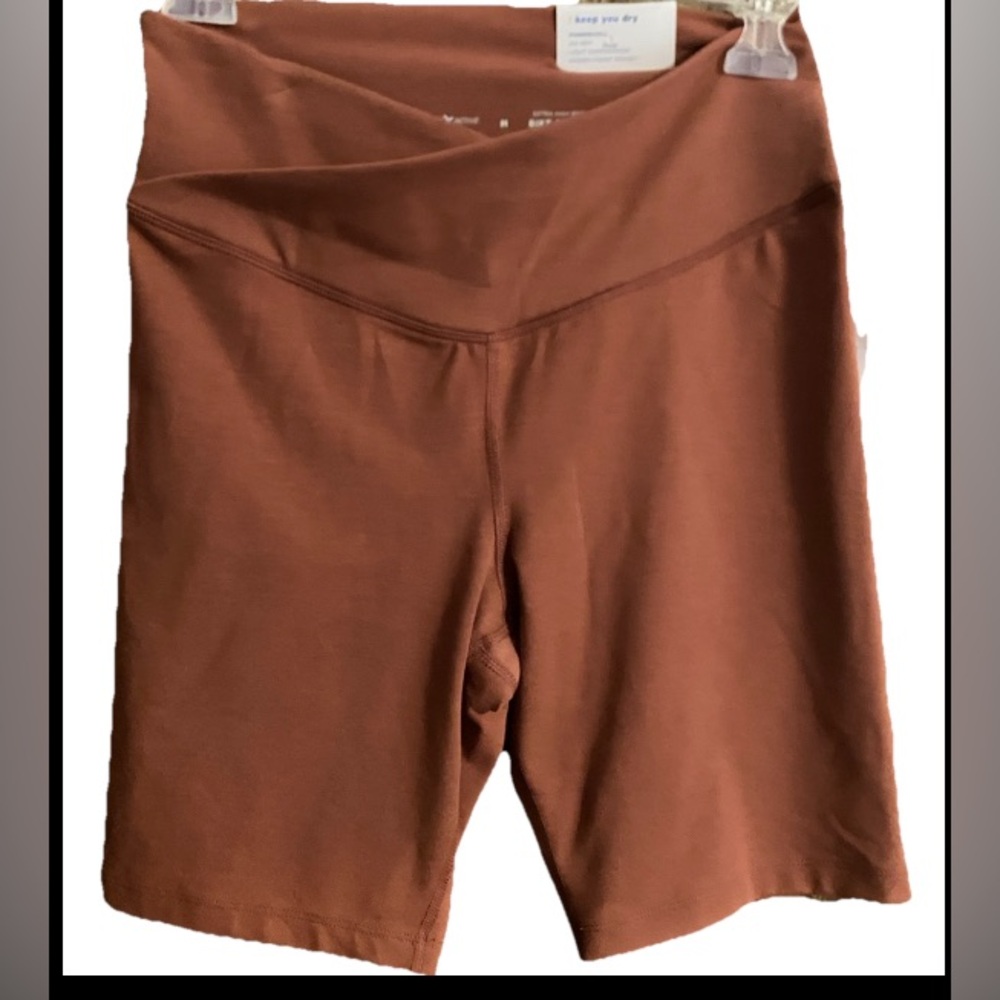 PowerSoft Go Dry Rust Extra High-Rise Bike Shorts M Light  Compression
